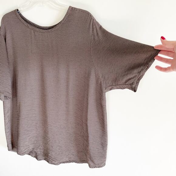 Flax by Jeanne Engelhart Taupe Oversized Check Short Sleeve Tunic - Picture 2 of 7